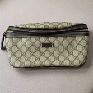 Gucci GG Supreme Belt Bag